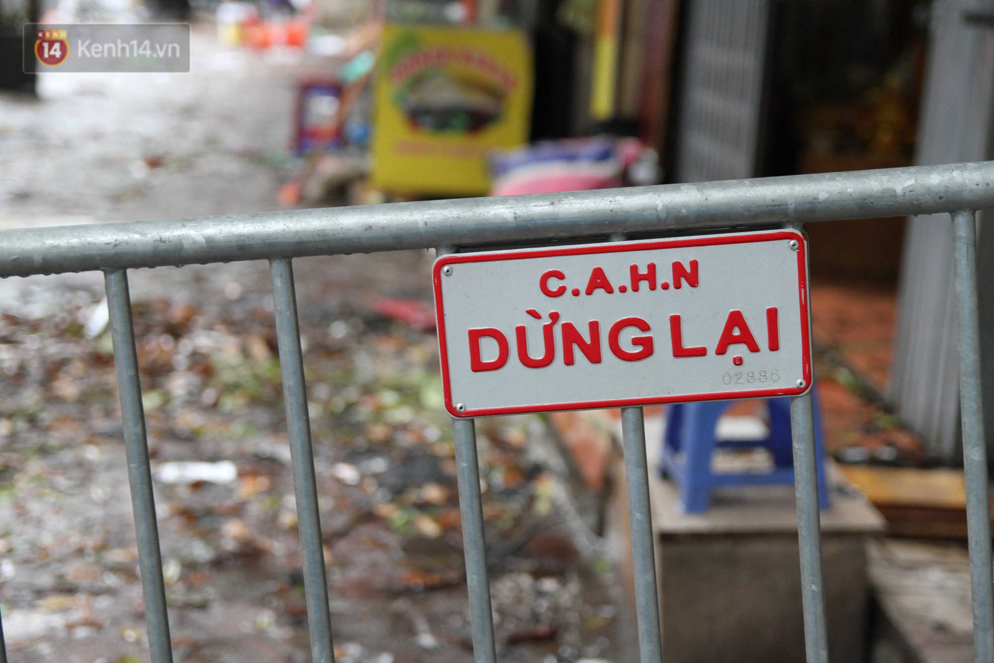 Video: Khung cảnh tan hoang bên trong dãy trọ bị giặc lửa thiêu rụi ở Hà Nội