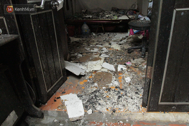 Video: Khung cảnh tan hoang bên trong dãy trọ bị giặc lửa thiêu rụi ở Hà Nội