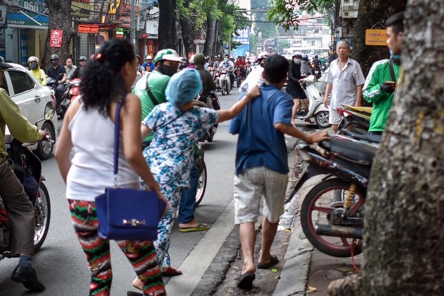 Cháy kinh hoàng gần Bệnh viện Nhi Trung ương: Bị đuổi đánh, chủ nhà trọ vẫn kêu gọi giúp đỡ người nghèo