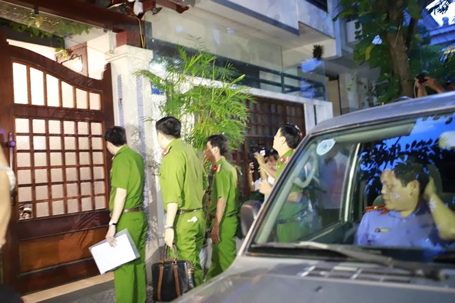 Khám nhà Thành ủy viên liên quan đến Vũ nhôm, công an thu giữ gì?