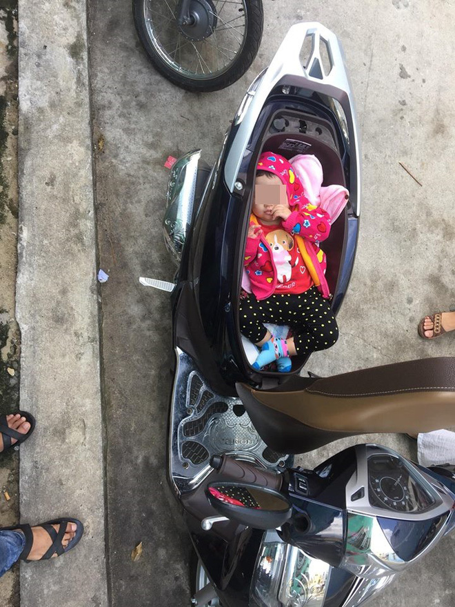 Đặt con nhỏ nằm trong cốp xe: Bức ảnh thị phi nhất ngày và câu chuyện phía sau không có lời giải