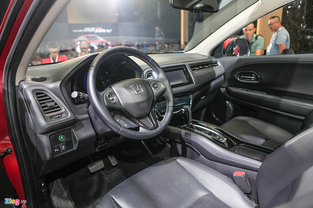 Ảnh Honda HR-V - bản cao nhất hơn Ford Ecosport 182 triệu