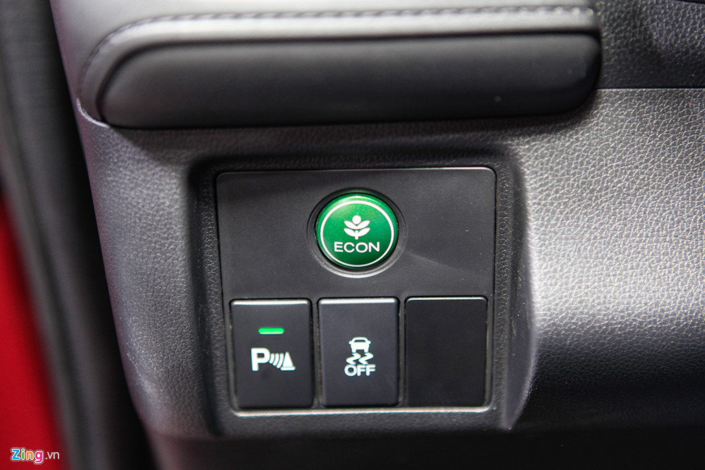 Ảnh Honda HR-V - bản cao nhất hơn Ford Ecosport 182 triệu