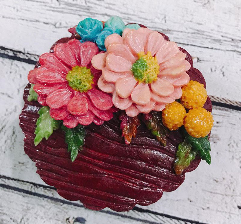 Làm bánh trung thu chẳng giống ai, bán hết vèo hơn vạn chiếc