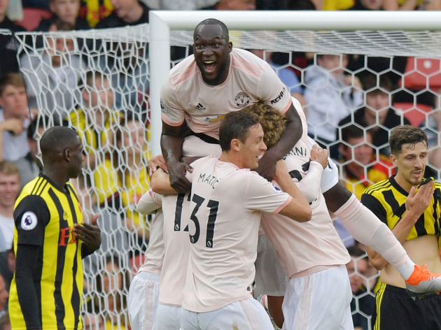 Vì sao MU, Real Madrid đổi giờ thi đấu ở Cúp C1?