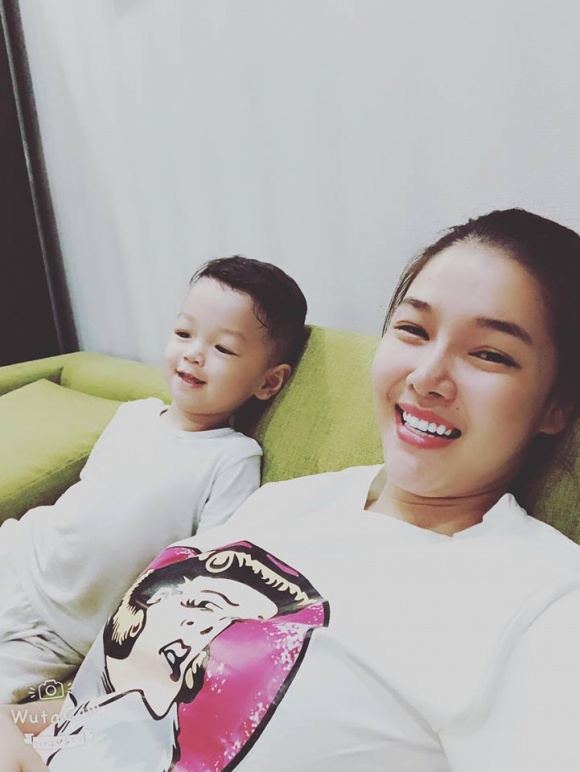 Kỳ Hân dính nghi vấn mang bầu lần hai vì ngày càng mũm mĩm