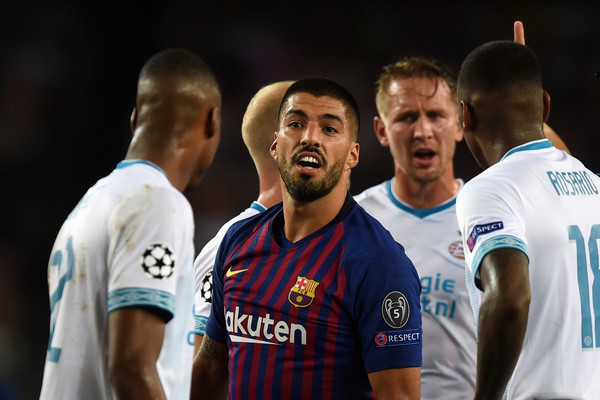 Suarez giờ ghi bàn vào lưới những đội bóng nhỏ cũng khó