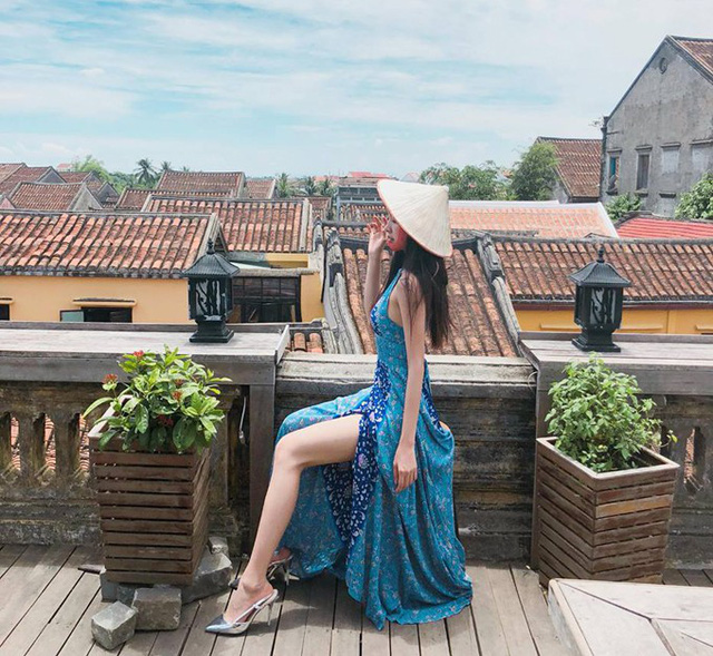 Không chỉ xinh đẹp, học giỏi, Á hậu 2 Thúy An hóa ra còn là một phượt thủ thứ thiệt