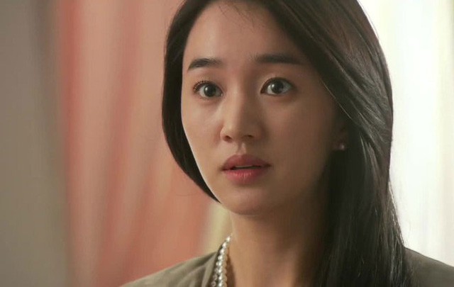 Chồng đem vợ 2 về nhà nhưng vợ con chẳng hề mặt nặng mày nhẹ, thậm chí còn vui hơn Tết