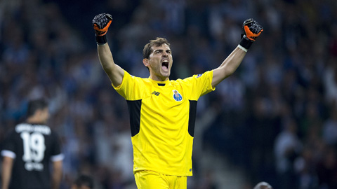 Iker Casillas: 20 mùa, một mối tình Iker - Cham