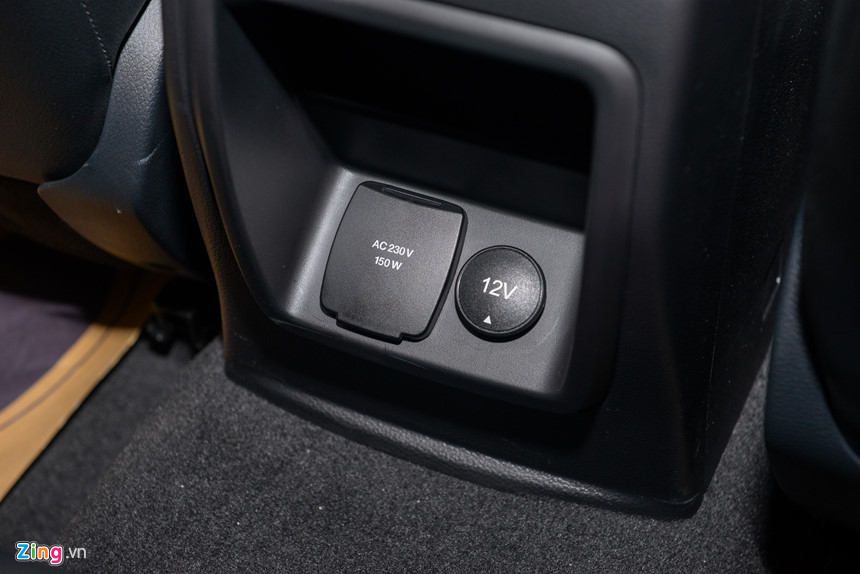 Ford Ranger Wildtrak 2019 giá 918 triệu đồng về đại lý