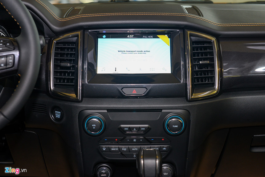 Ford Ranger Wildtrak 2019 giá 918 triệu đồng về đại lý