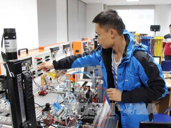 Là công xưởng của Samsung, Việt Nam chỉ thu được phí gia công với điện thoại và máy tính