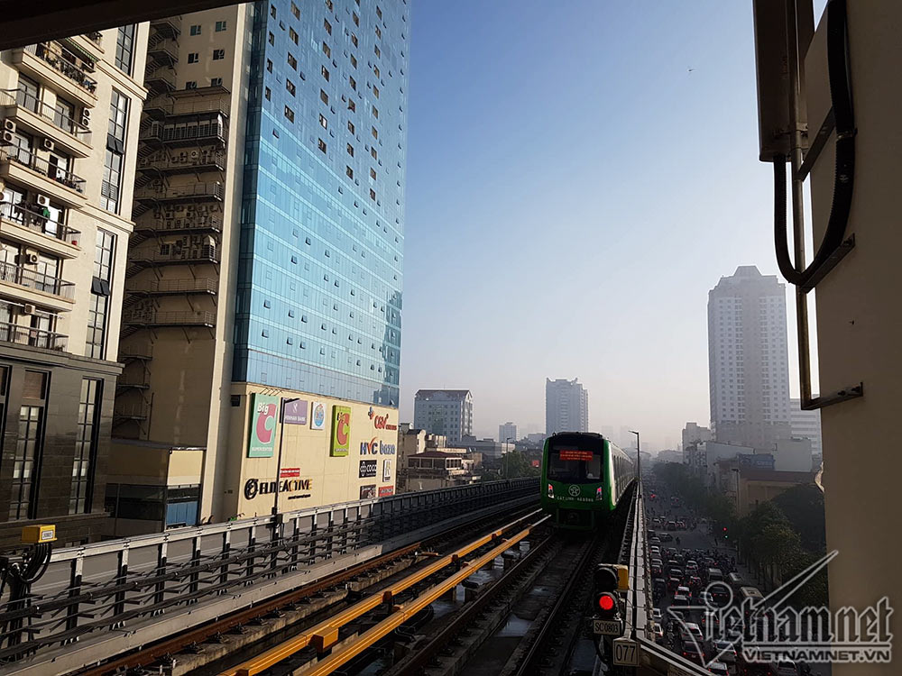 Đường sắt Cát Linh-Hà Đông chính thức chạy thử 5 tàu