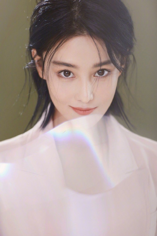 Lộ bảng phân vai Hoàn Châu Cách Cách phiên bản mới?