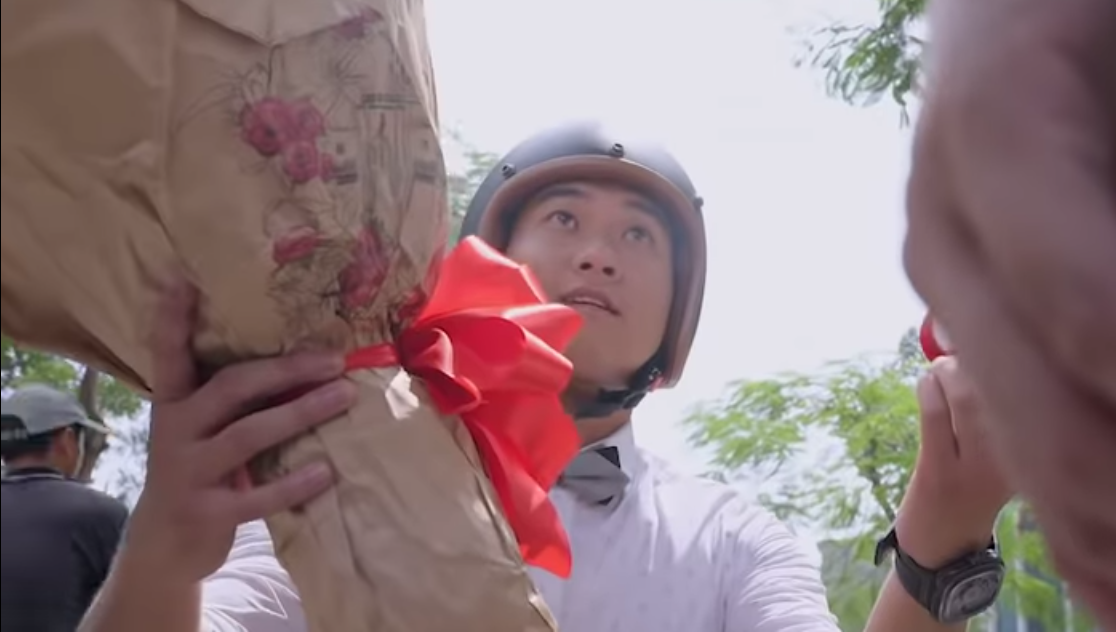 Màn cầu hôn bị chỉ trích là thiếu muối, sến sẩm và vô duyên của Gạo nếp gạo tẻ