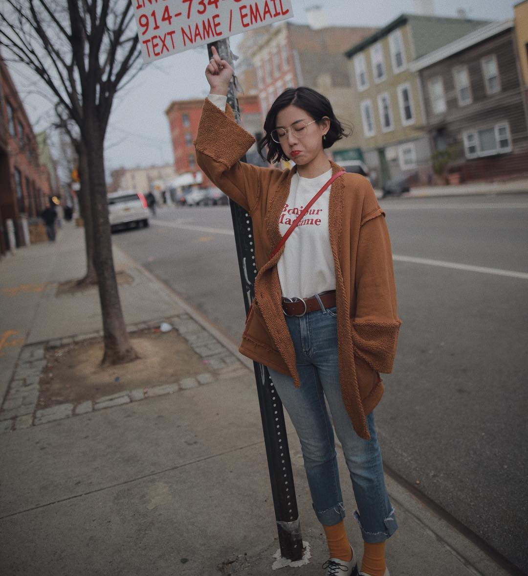 Thu này có thêm 4 kiểu áo khoác mỏng vừa xinh lại cá tính để bạn không phải mặc nguyên cả mùa mỗi chiếc blazer Thu này có thêm 4 kiểu áo khoác mỏng vừa xinh lại cá tính để bạn không phải mặc nguyên cả mùa mỗi chiếc blazer