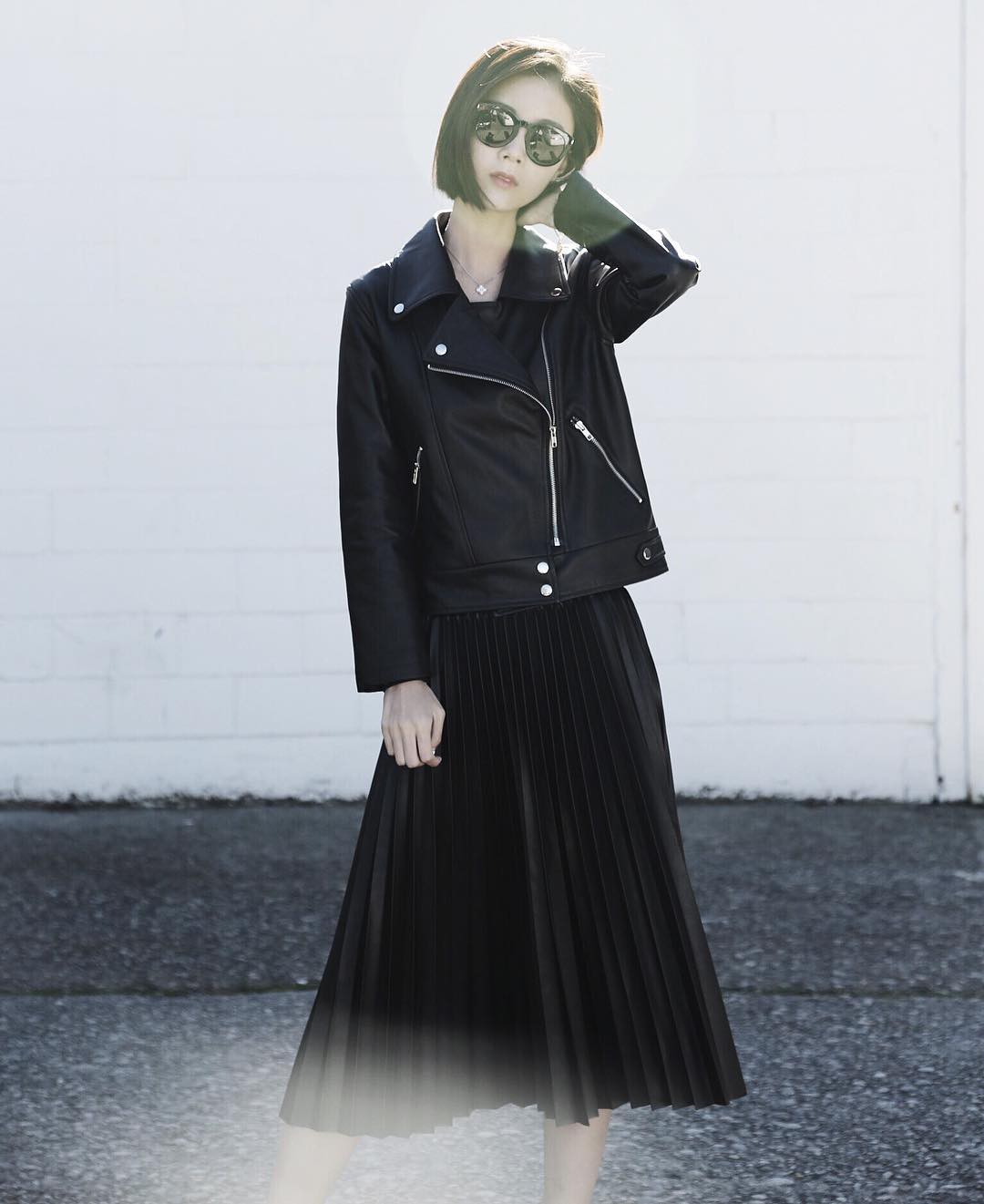 Thu này có thêm 4 kiểu áo khoác mỏng vừa xinh lại cá tính để bạn không phải mặc nguyên cả mùa mỗi chiếc blazer Thu này có thêm 4 kiểu áo khoác mỏng vừa xinh lại cá tính để bạn không phải mặc nguyên cả mùa mỗi chiếc blazer