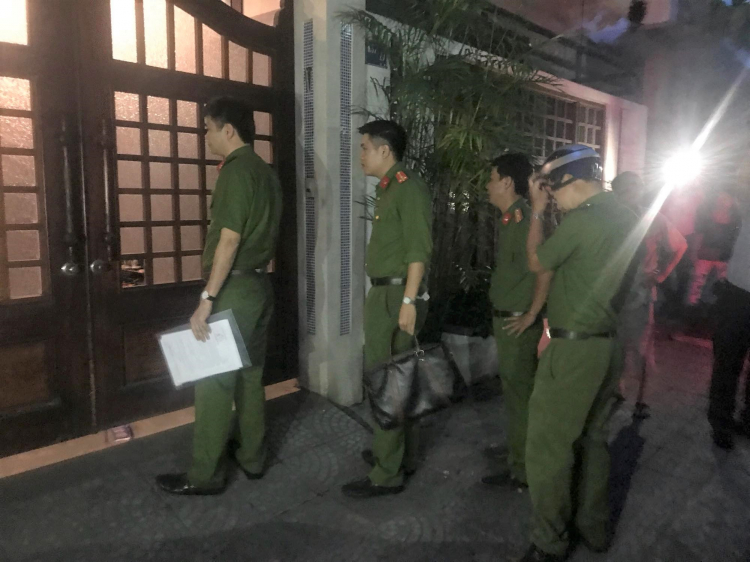 Khám xét nhà riêng nguyên Chánh Văn phòng Thành ủy Đà Nẵng