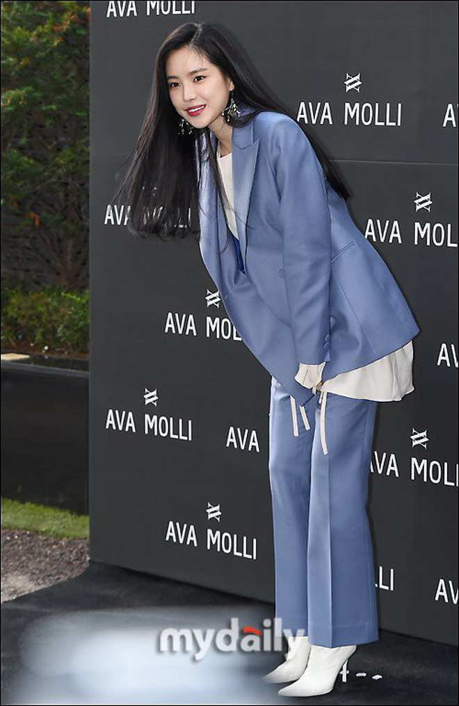 Sắm đủ 6 món đồ này, bạn hoàn toàn có thể mặc đẹp như một quý cô người Pháp