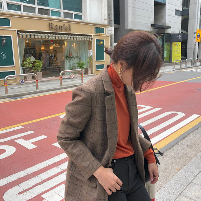 Sắm đủ 6 món đồ này, bạn hoàn toàn có thể mặc đẹp như một quý cô người Pháp