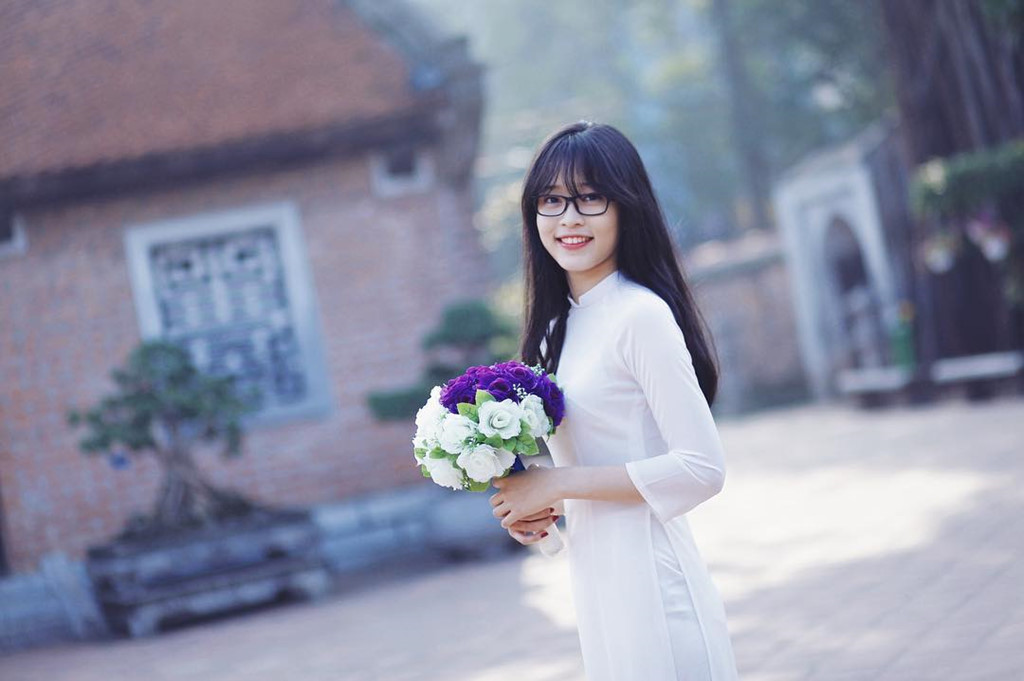 Bùi Phương Nga: Từ cô bé có mái tóc cụt lủn đến nàng á hậu 1 Việt Nam