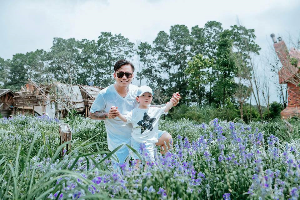 Tình cảm đặc biệt của Tuấn Hưng dành cho con trai Tình cảm đặc biệt của Tuấn Hưng dành cho con trai