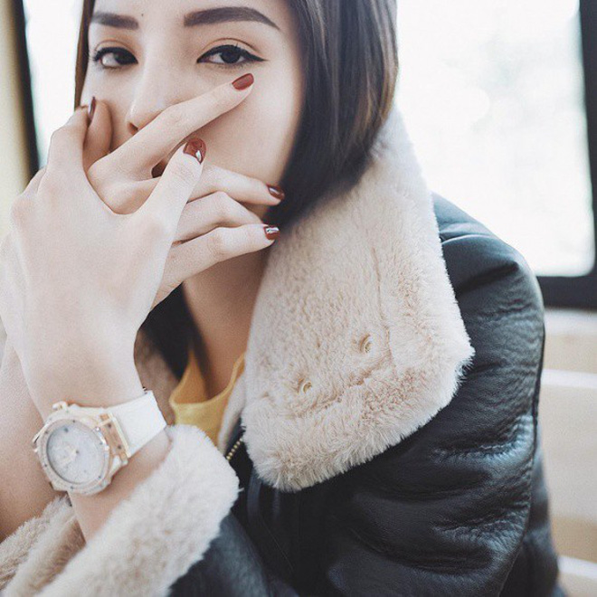 Những Hoa hậu chịu chơi của Vbiz: Mua hàng hiệu theo lố, đi du lịch sang chảnh ở khách sạn hàng chục triệu đồng/đêm