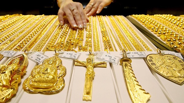 Giá vàng ngày 17/9: Chìm sâu dưới đáy Giá vàng ngày 17/9: Chìm sâu dưới đáy
