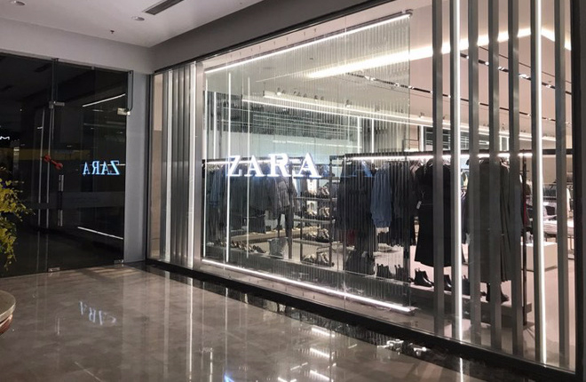 Trước khi bị tố xúc phạm người Việt, Zara nhận cơn mưa chỉ trích