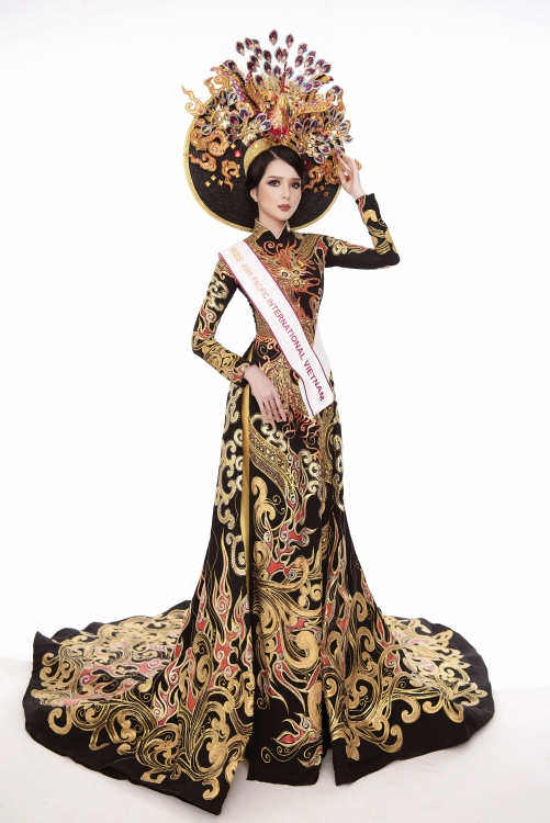 Thúy Vi đạt giải Trang phục truyền thống đẹp nhất Hoa hậu Châu Á Thái Bình Dương 2018