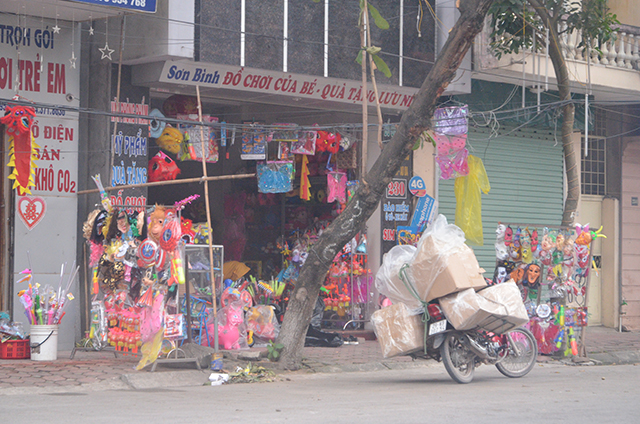 Thị trường Trung thu ở nông thôn: Vắng vẻ và ế ẩm