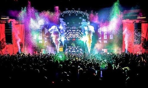 Hà Nội: 4 người tử vong trong lễ hội âm nhạc ở Công viên nước hồ Tây