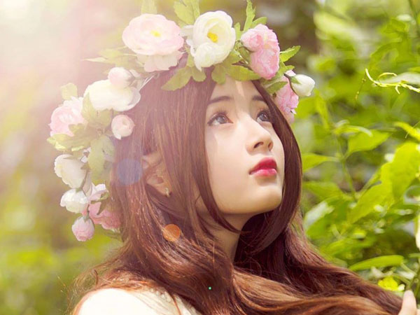 Nếu không muốn khổ, phụ nữ hãy giấu nhan sắc