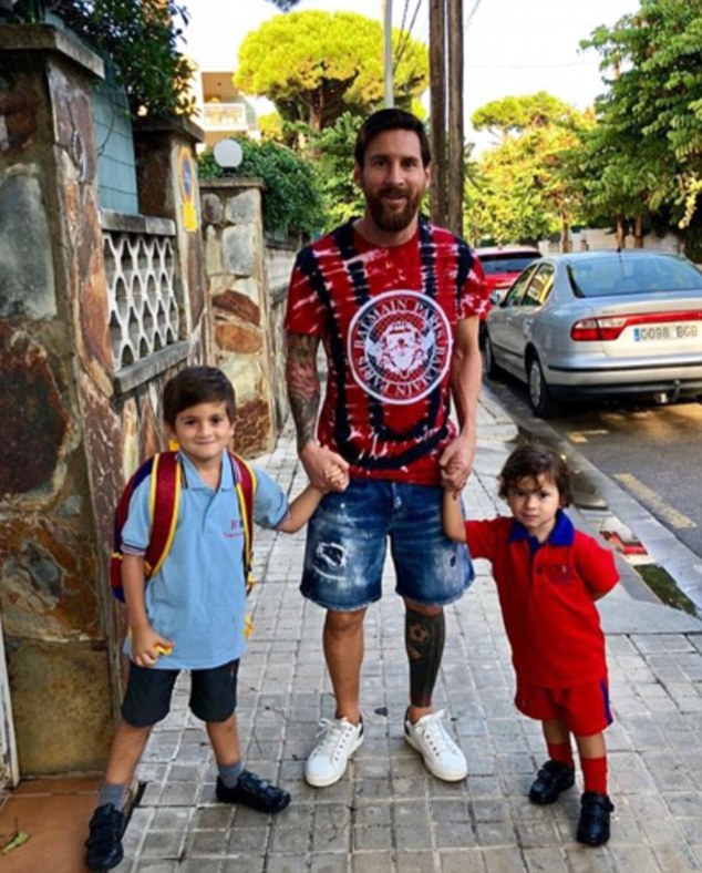 Messi tiết lộ bí quyết ‘giỡn mặt’ biết bao hàng phòng ngự