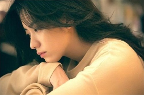 Nếu bất hạnh trong hôn nhân, hãy sống bình yên như thế này…