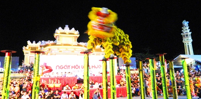 Huế: Ngày hội lân 2018 - Thi đấu trên Mai Hoa Thung