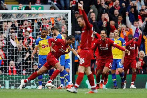 Liverpool 3-0 Southampton: Không thể cản “Cuồng phong đỏ” Liverpool 3-0 Southampton: Không thể cản “Cuồng phong đỏ”