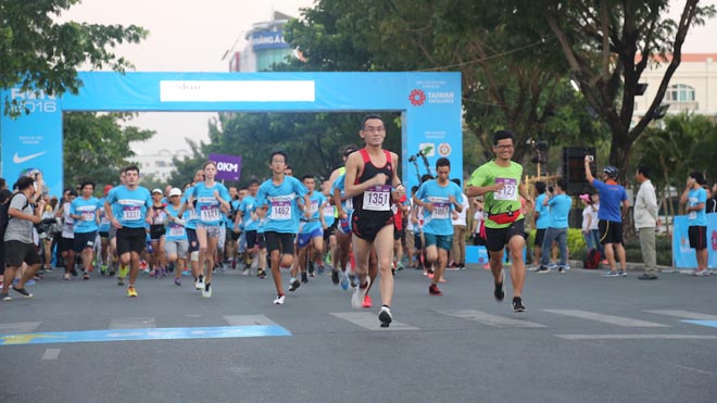 3.400 người tham gia giải marathon lớn nhất Việt Nam