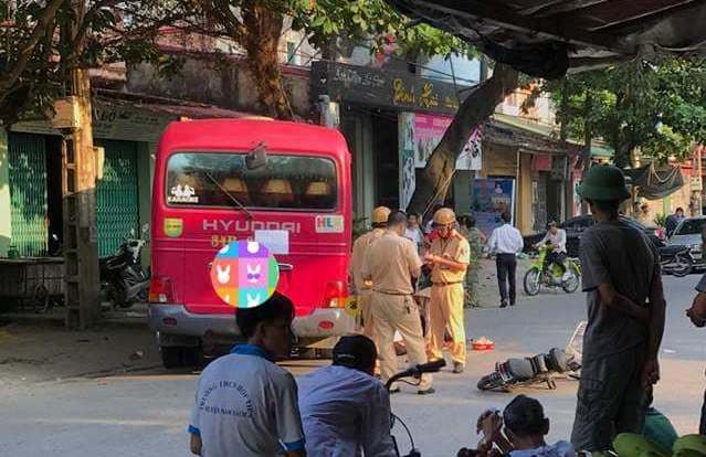 Hải Dương: Va chạm xe ô tô, nữ phụ hồ chết thảm