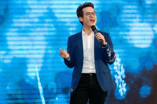 Mơ về chàng lãng tử hát tình ca Hà Anh Tuấn