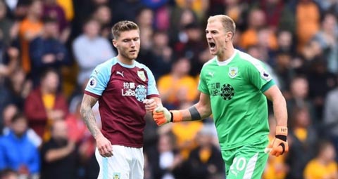 Thấy gì sau 5 vòng đầu Ngoại hạng Anh 2018/19?