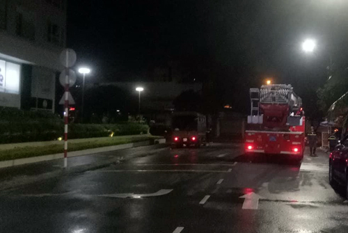 Cháy bên trong cao ốc Waseco Building, nhiều người hoảng loạn tháo chạy