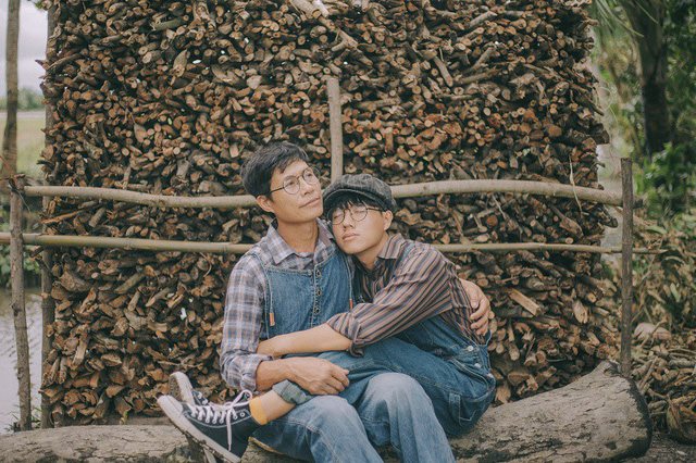 Cộng đồng mạng xuýt xoa về bộ ảnh cha con đẹp như tranh