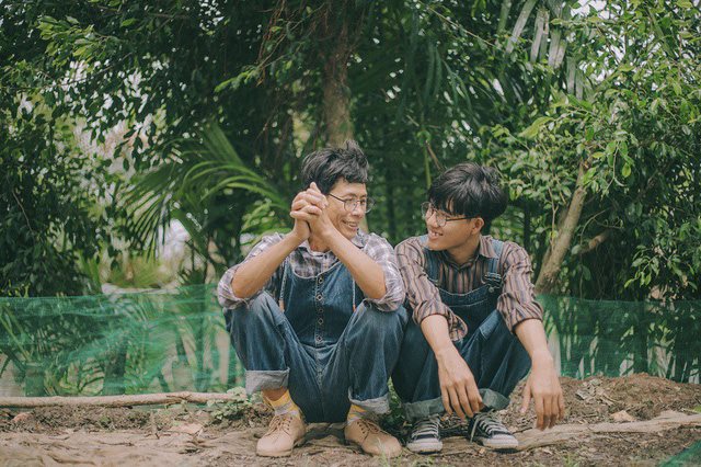 Cộng đồng mạng xuýt xoa về bộ ảnh cha con đẹp như tranh