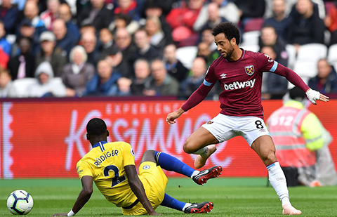 Chelsea: Mất 2 điểm? Không, nhiều hơn thế!