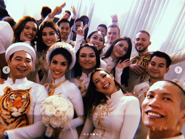 Chiếc xe siêu sang gây chú ý của chồng Lan Khuê trong lễ đính hôn