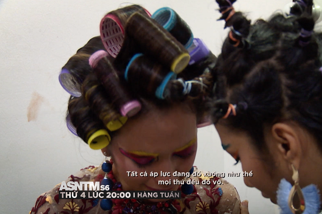 Asias Next Top Model tập 6: Minh Tú khiến thí sinh áp lực khi chụp hình chung Asias Next Top Model tập 6: Minh Tú khiến thí sinh áp lực khi chụp hình chung