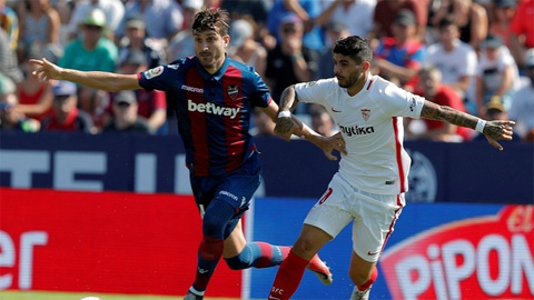 Yedder lập hat-trick giúp Sevilla hủy diệt Levante