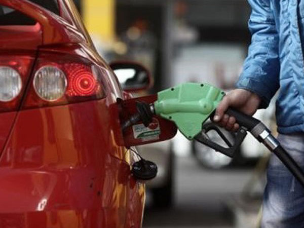 Bắt mạch nguyên nhân khiến thuế môi trường xăng dầu lên kịch khung